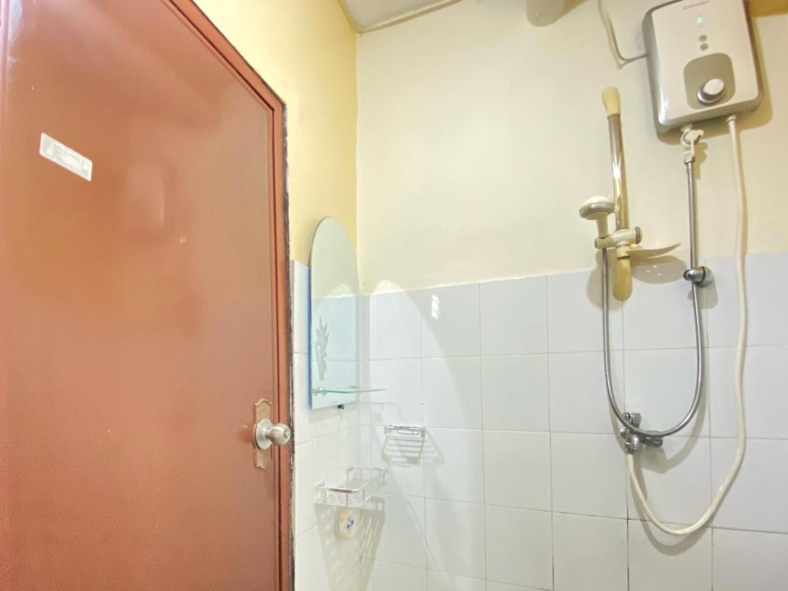 Apartemen Graceful 2br At Gateway Ahmad Yani Cicadas By Travelio Bandung